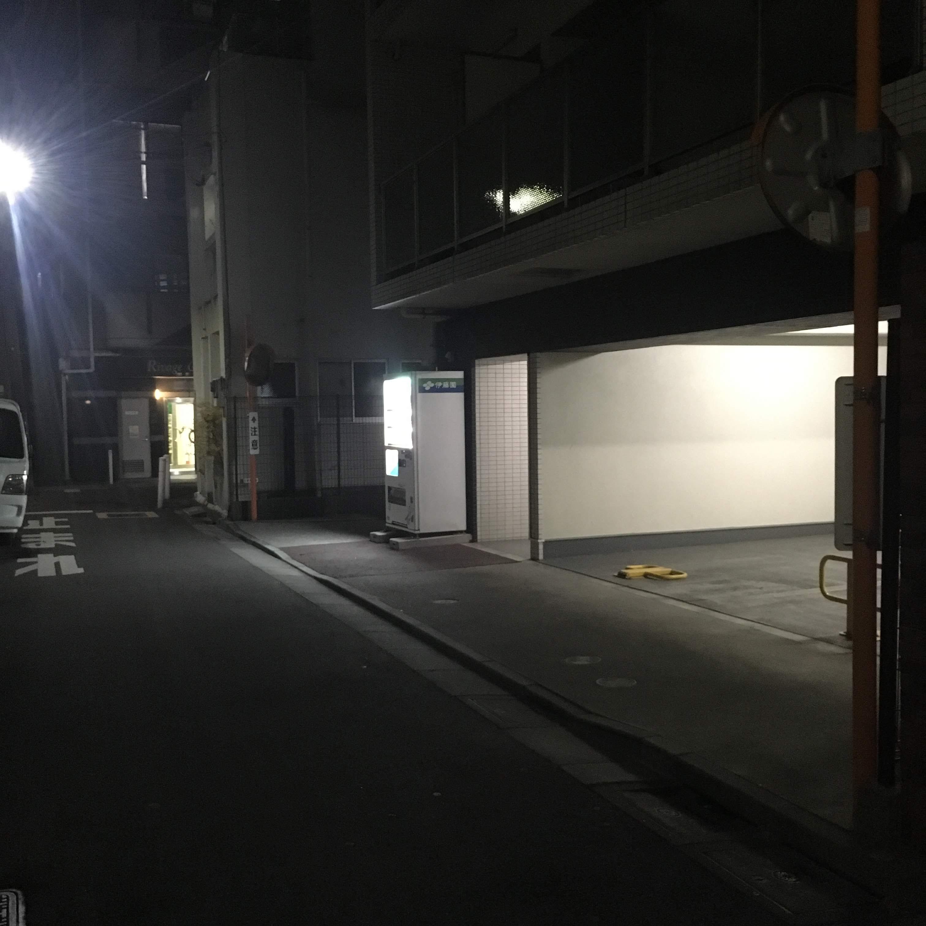 アーデン板橋の外観・駐車場イメージ2枚目