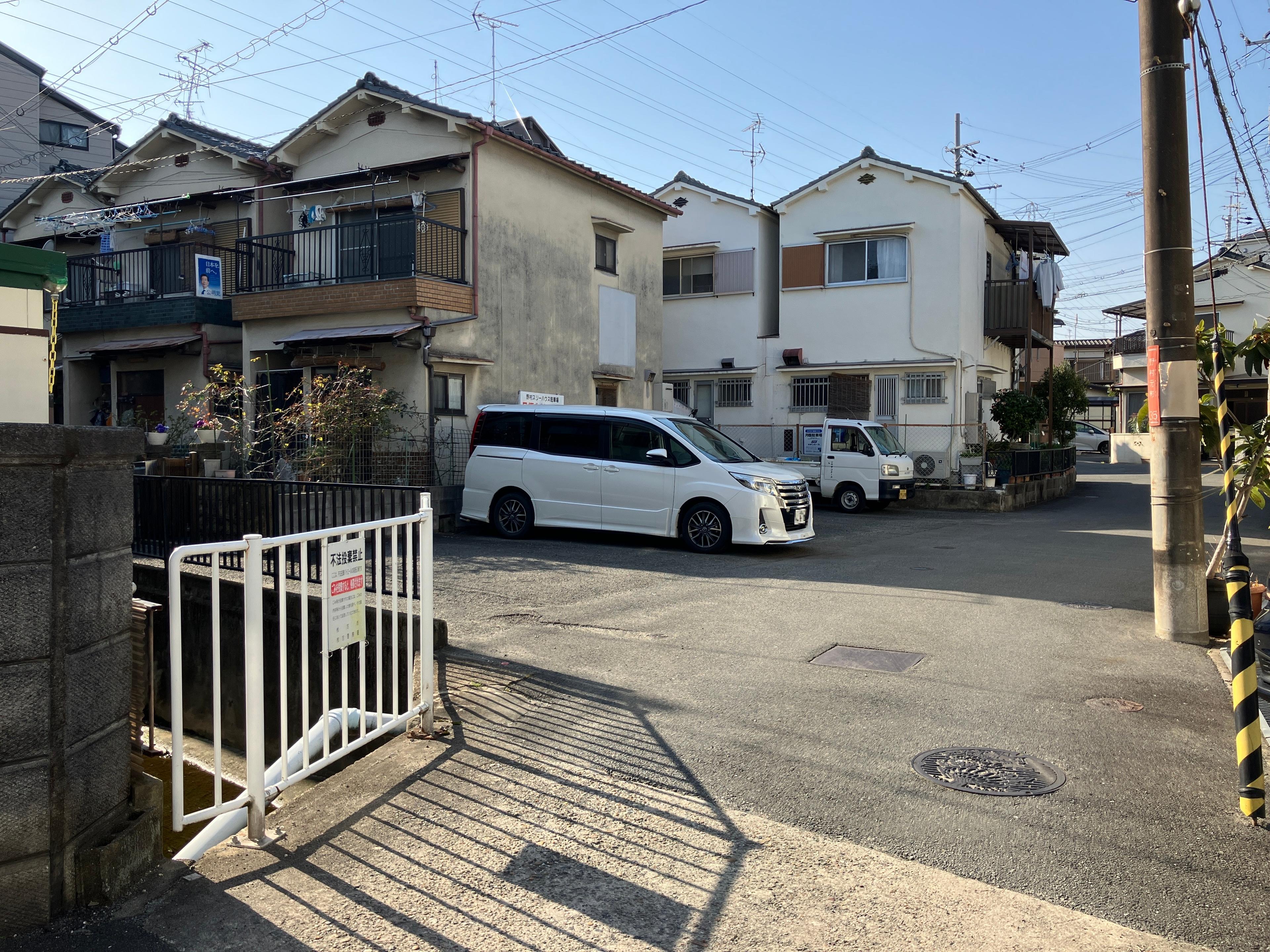 野村スリーハウス駐車場の外観・駐車場イメージ2枚目