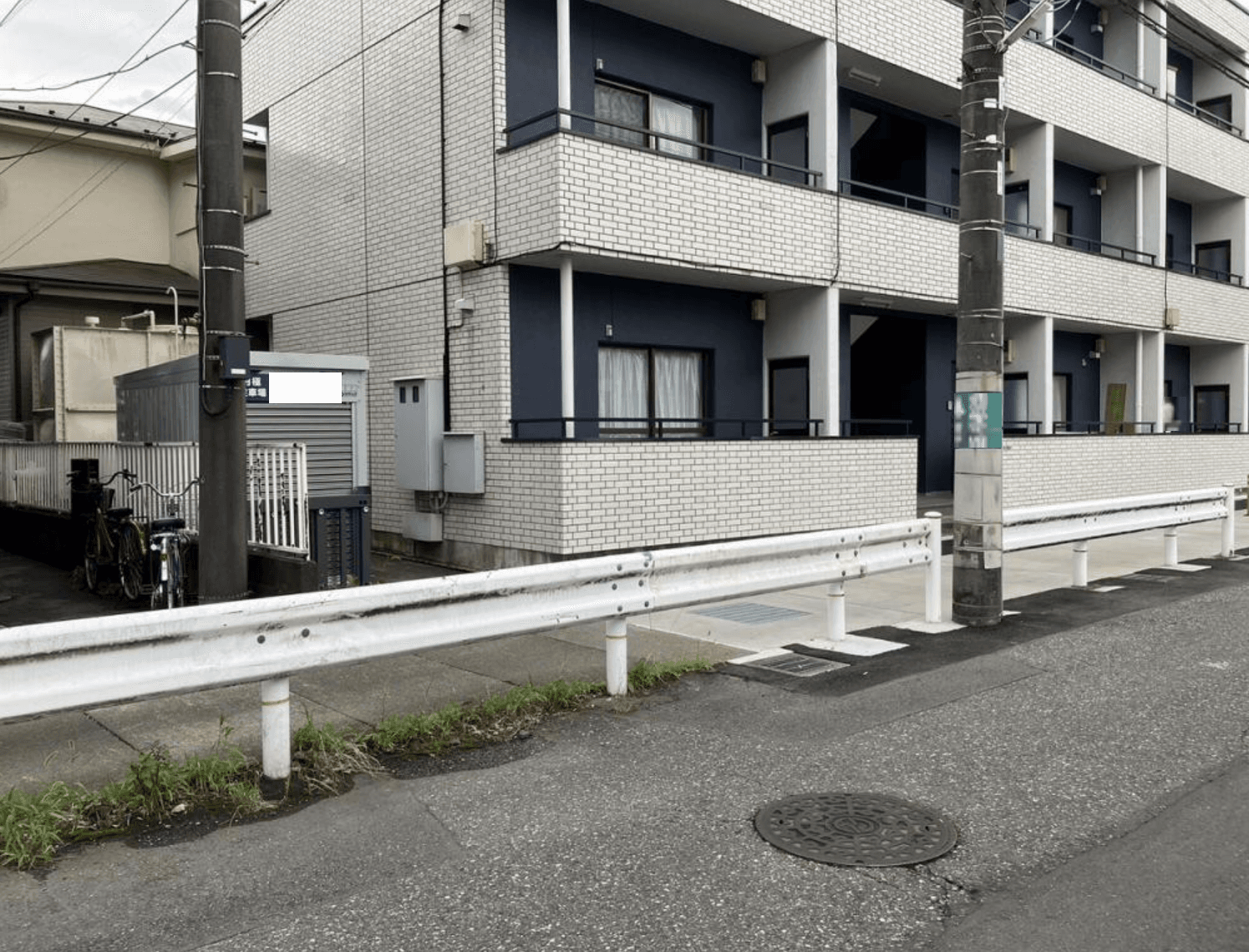 FK府中市住吉町バイクガレージの外観・駐車場イメージ3枚目