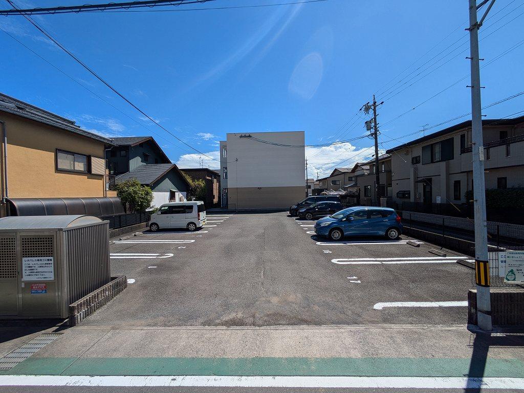 Ｒａｆｆｉｎｅｉｇｅ(29257)の外観・駐車場イメージ1枚目