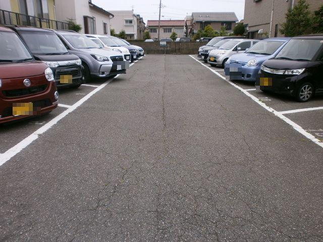 池野駐車場の外観・駐車場イメージ1枚目