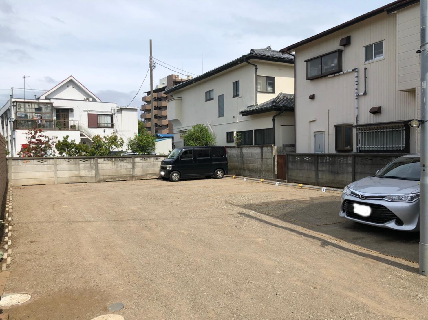 江南東月極駐車場の外観・駐車場イメージ1枚目