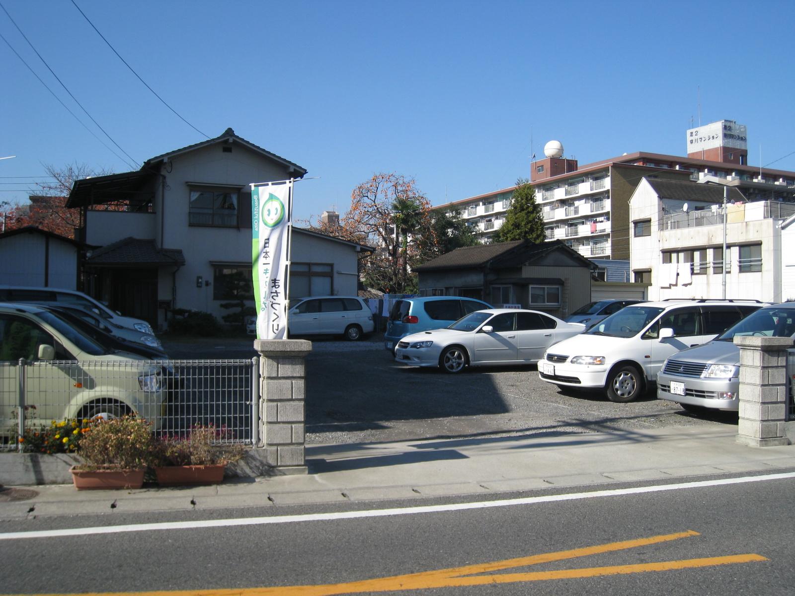 廣末駐車場の外観・駐車場イメージ1枚目