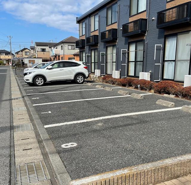ヴィラフルール(24418)の外観・駐車場イメージ1枚目