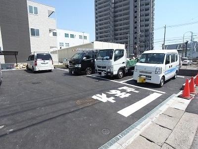 リブリ・富士見ガーデン駐車場の外観・駐車場イメージ1枚目