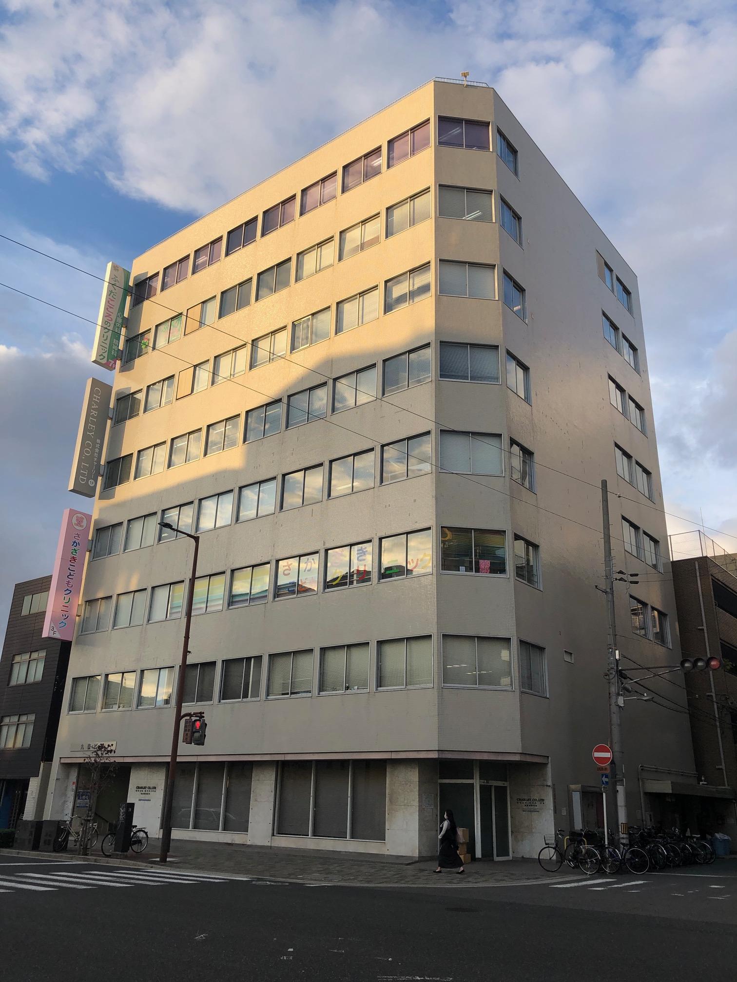 九条ビルの外観・駐車場イメージ2枚目