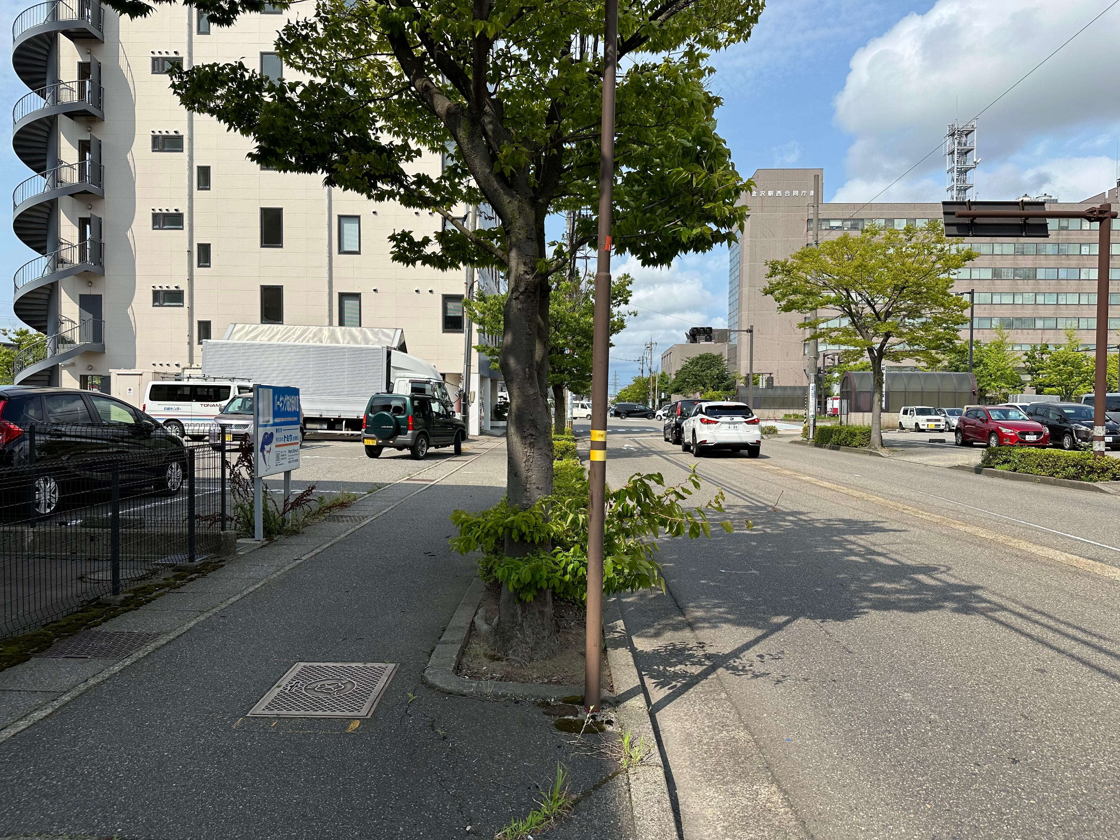 パーキングあけぼのⅢの外観・駐車場イメージ3枚目