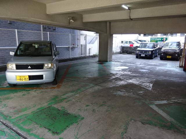 ｴﾘｶｵﾘｴﾝﾄﾏﾝｼｮﾝ駐車場の外観・駐車場イメージ3枚目