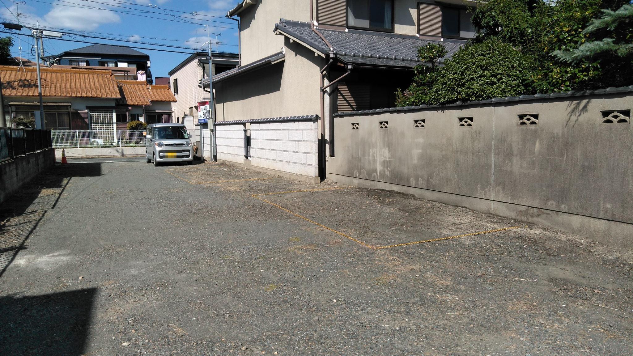川西町1丁目駐車場の外観・駐車場イメージ3枚目