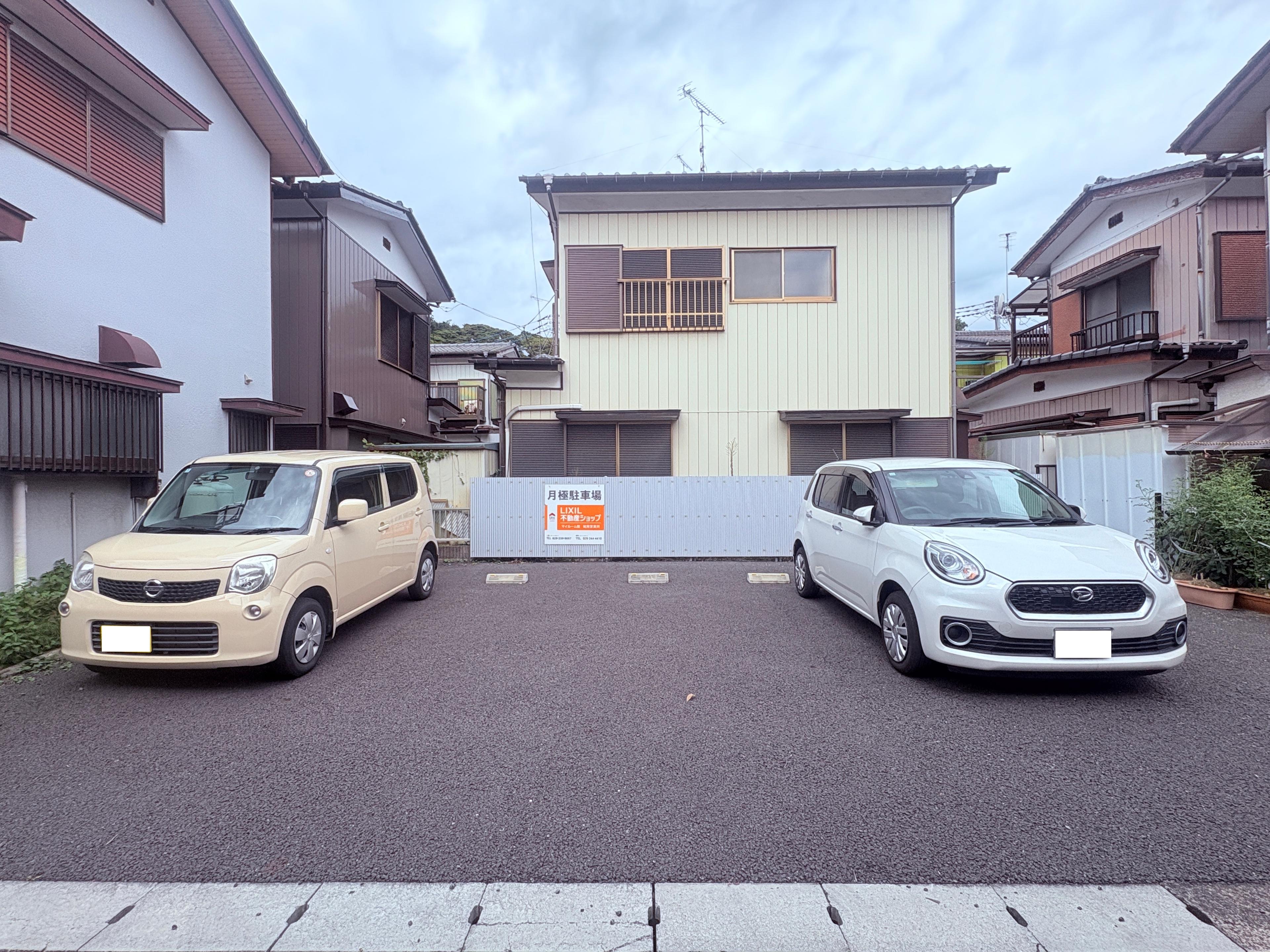 元吉田月極駐車場の外観・駐車場イメージ3枚目