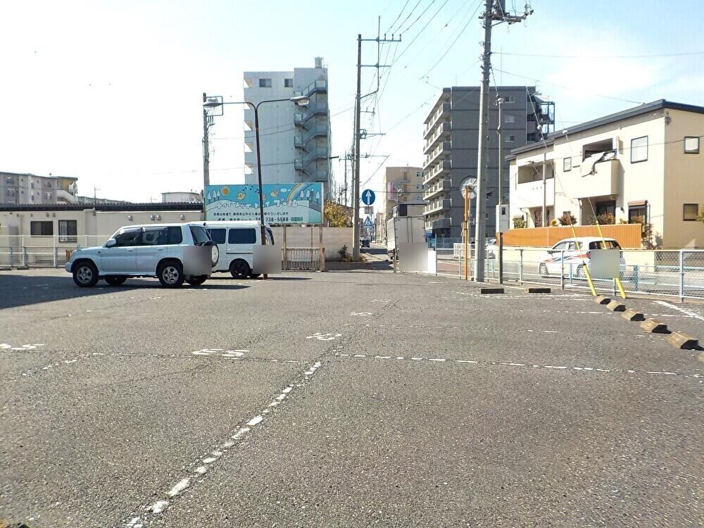 トゥイトゥイトゥイプールの外観・駐車場イメージ2枚目