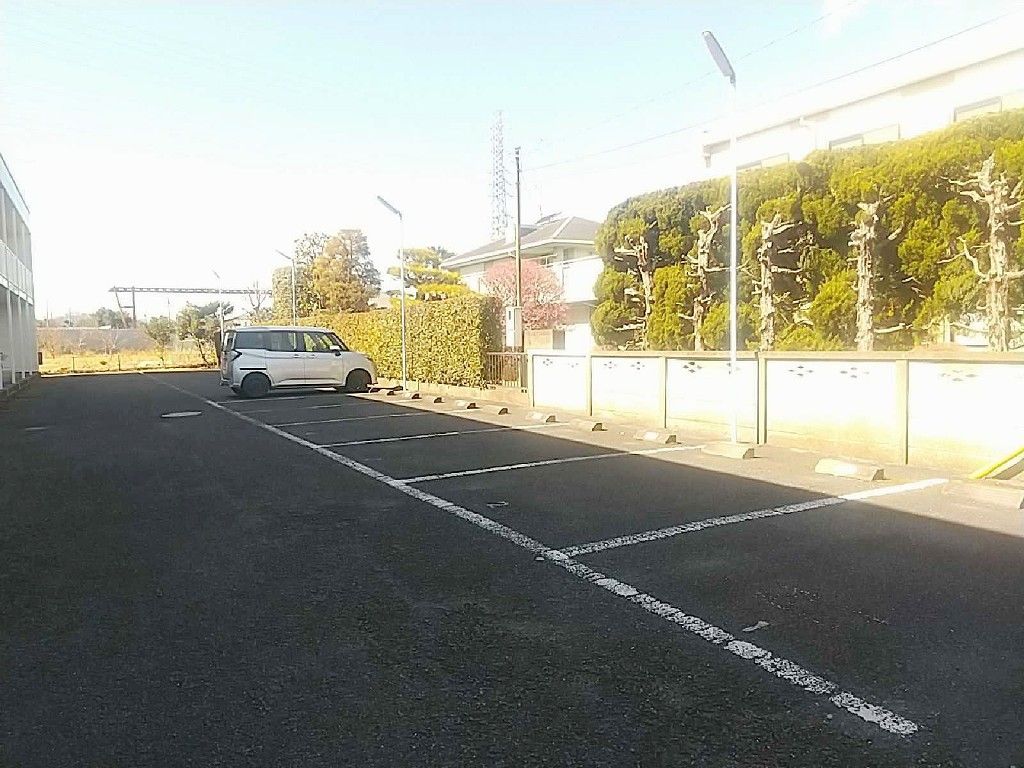 デルニエＫⅡ(14274)の外観・駐車場イメージ1枚目