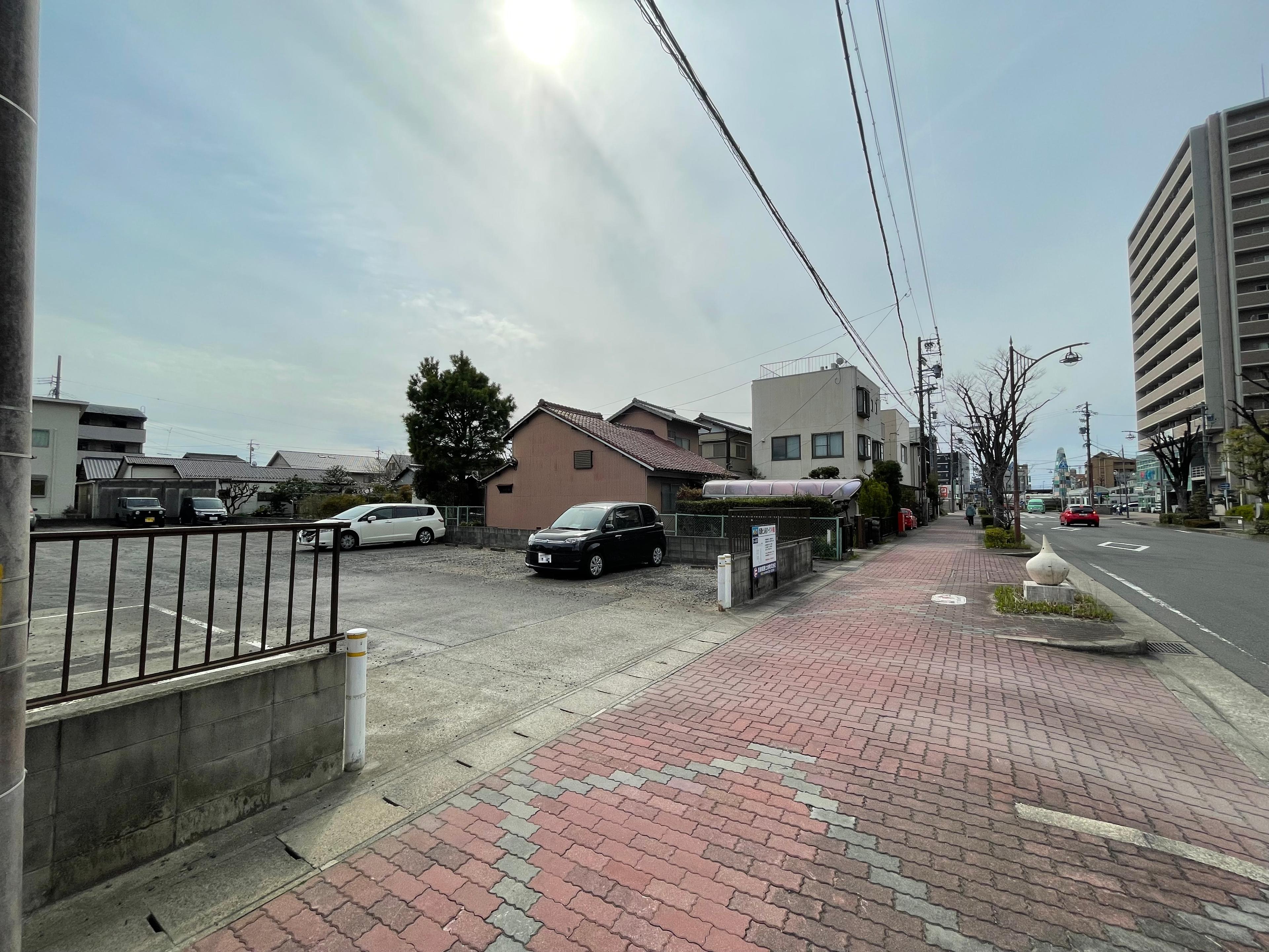 師勝ビル前パークの外観・駐車場イメージ1枚目