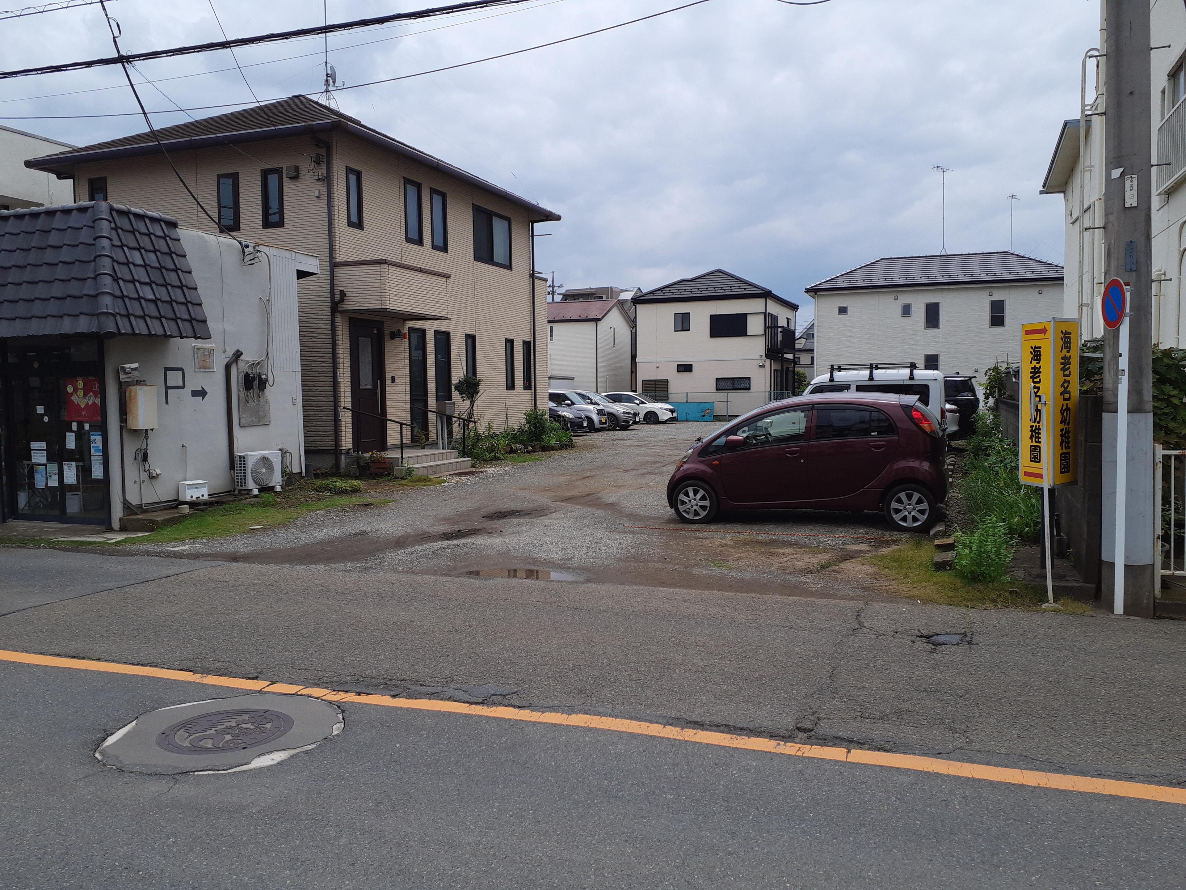 谷川駐車場の外観・駐車場イメージ1枚目