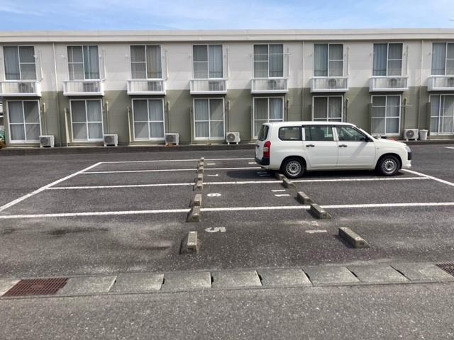 グランドホープ(17129)の外観・駐車場イメージ1枚目