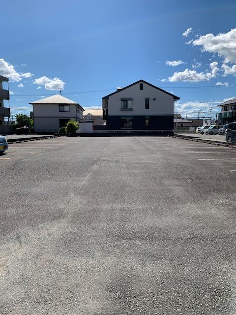 江口月極駐車場の外観・駐車場イメージ3枚目