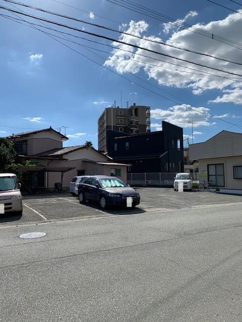 広重月極駐車場の外観・駐車場イメージ2枚目