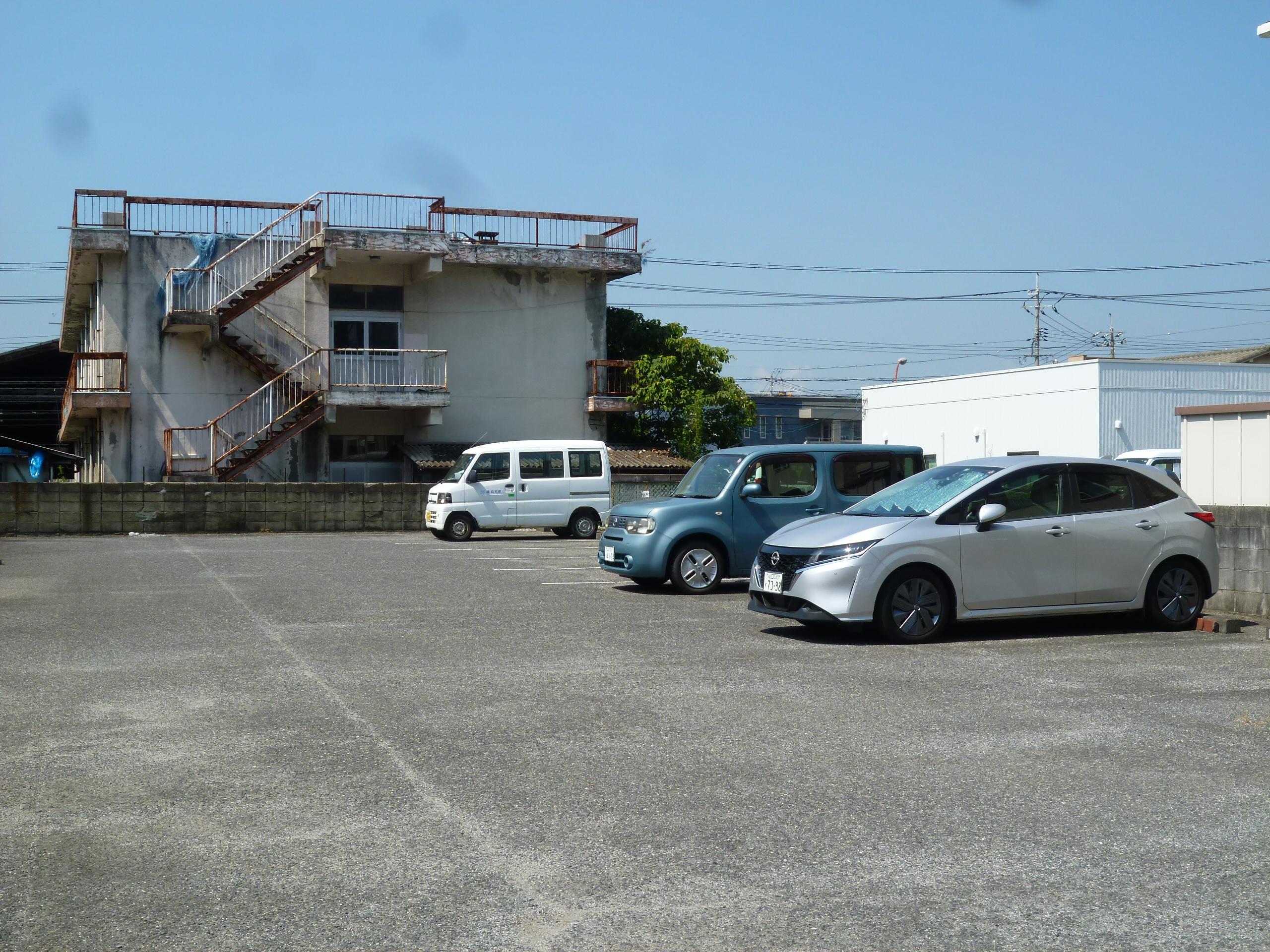 ごんげん駐車場の外観・駐車場イメージ2枚目