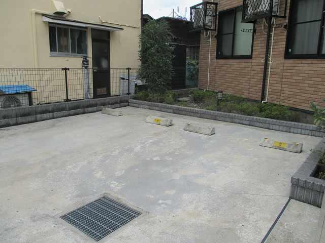 パール(46001)の外観・駐車場イメージ1枚目