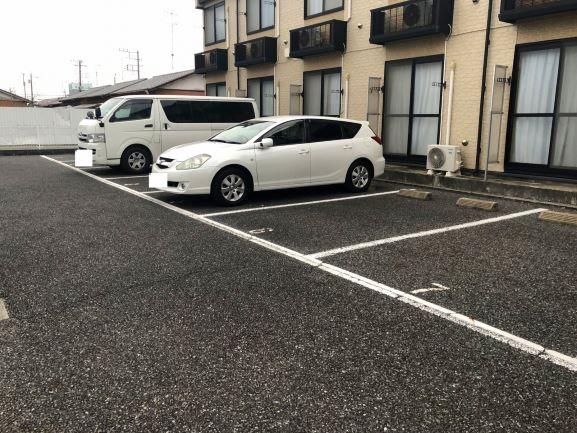 オークス東金(26253)の外観・駐車場イメージ1枚目