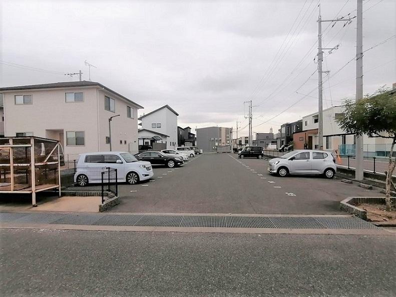 ヴァン　ソレーユ(35395)の外観・駐車場イメージ1枚目