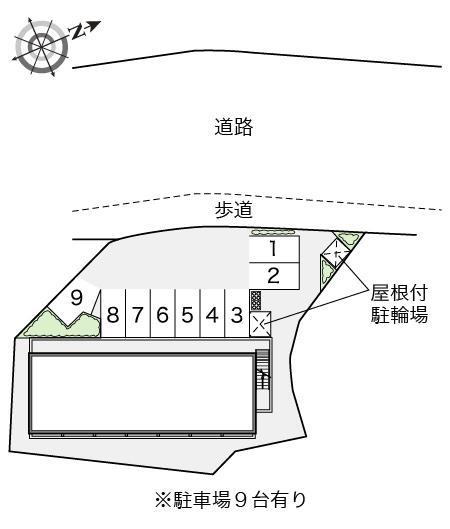ラ・ピュール(15598)の駐車配置図