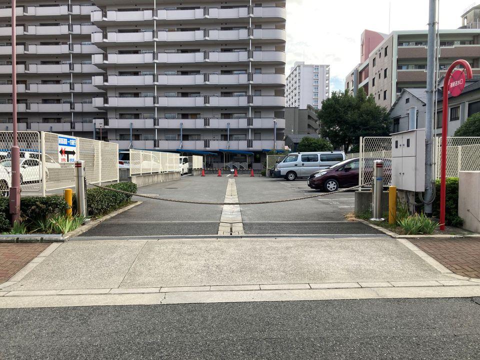 松崎町２丁目第６の外観・駐車場イメージ1枚目
