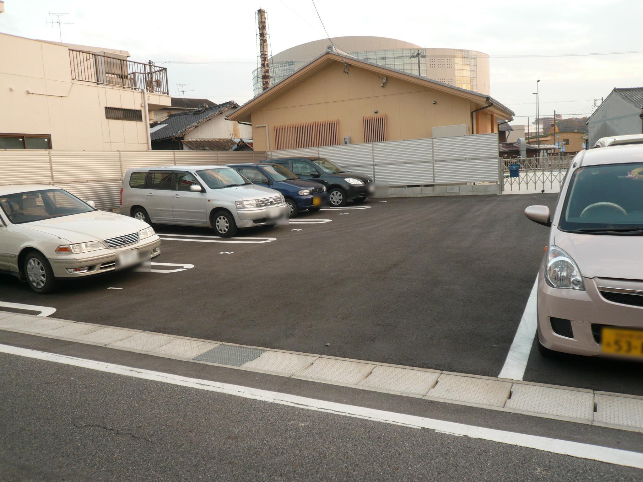 西谷町(林)駐車場の外観・駐車場イメージ1枚目