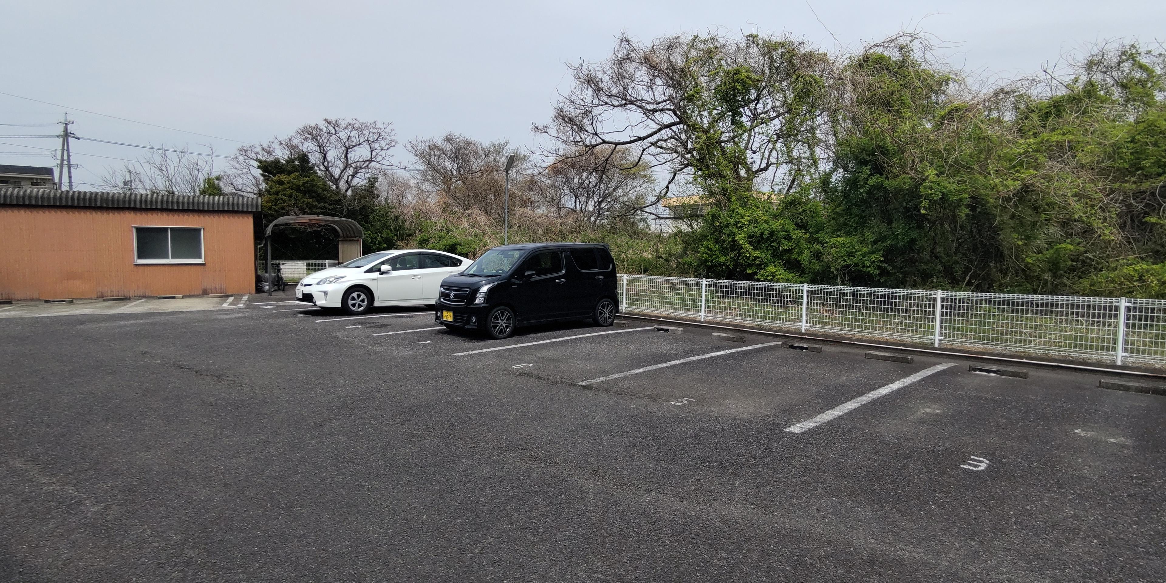 サニーハイム千里（S）の外観・駐車場イメージ2枚目