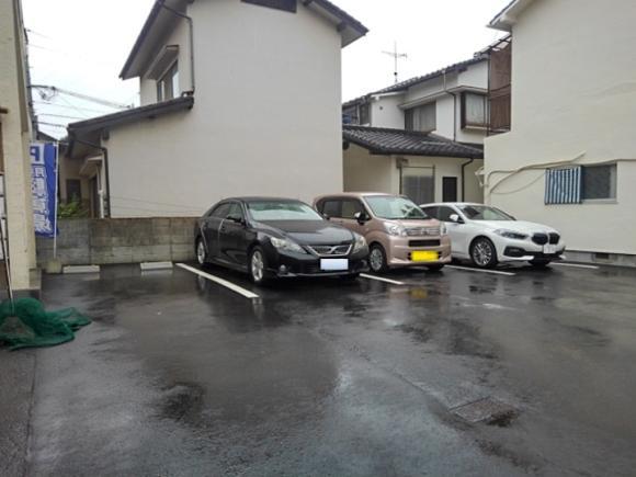 佐々木ガレージ　（東昭和町）の外観・駐車場イメージ1枚目