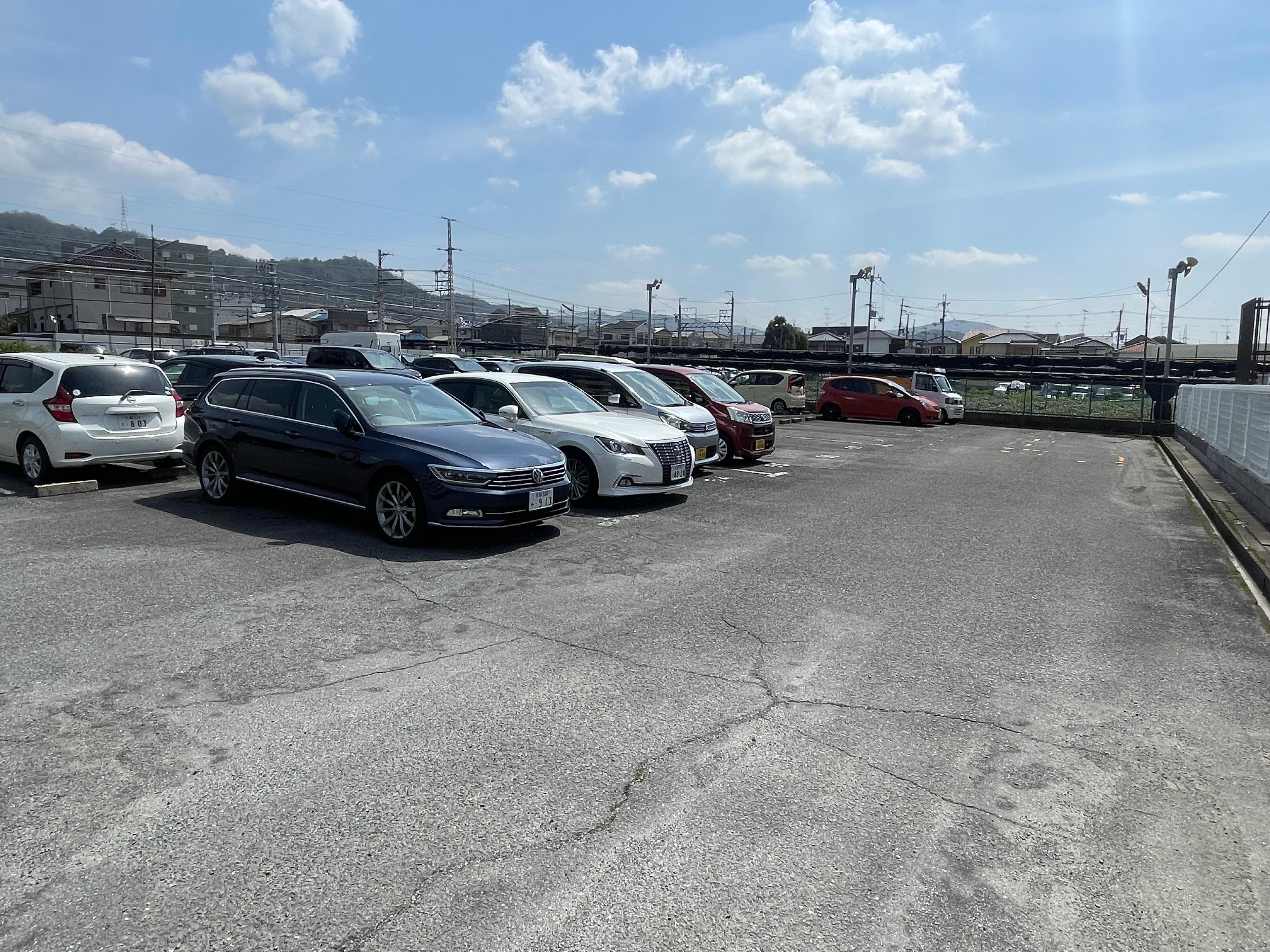 折坂入居者外ガレージの外観・駐車場イメージ1枚目