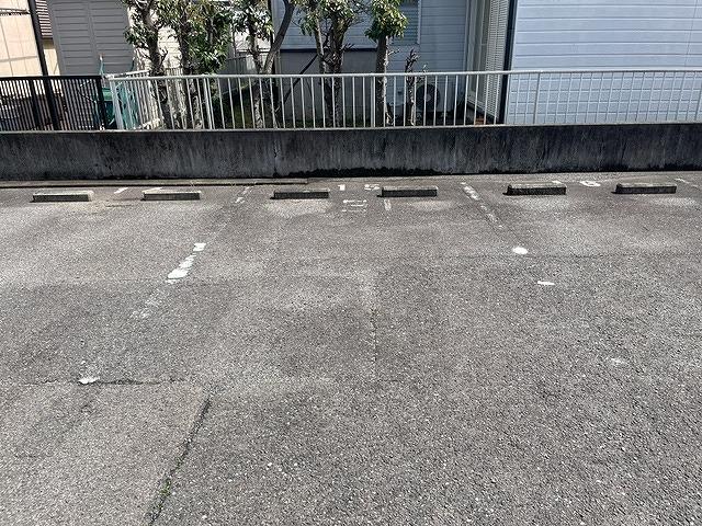 FKメゾンシャルムＣ駐車場の外観・駐車場イメージ3枚目