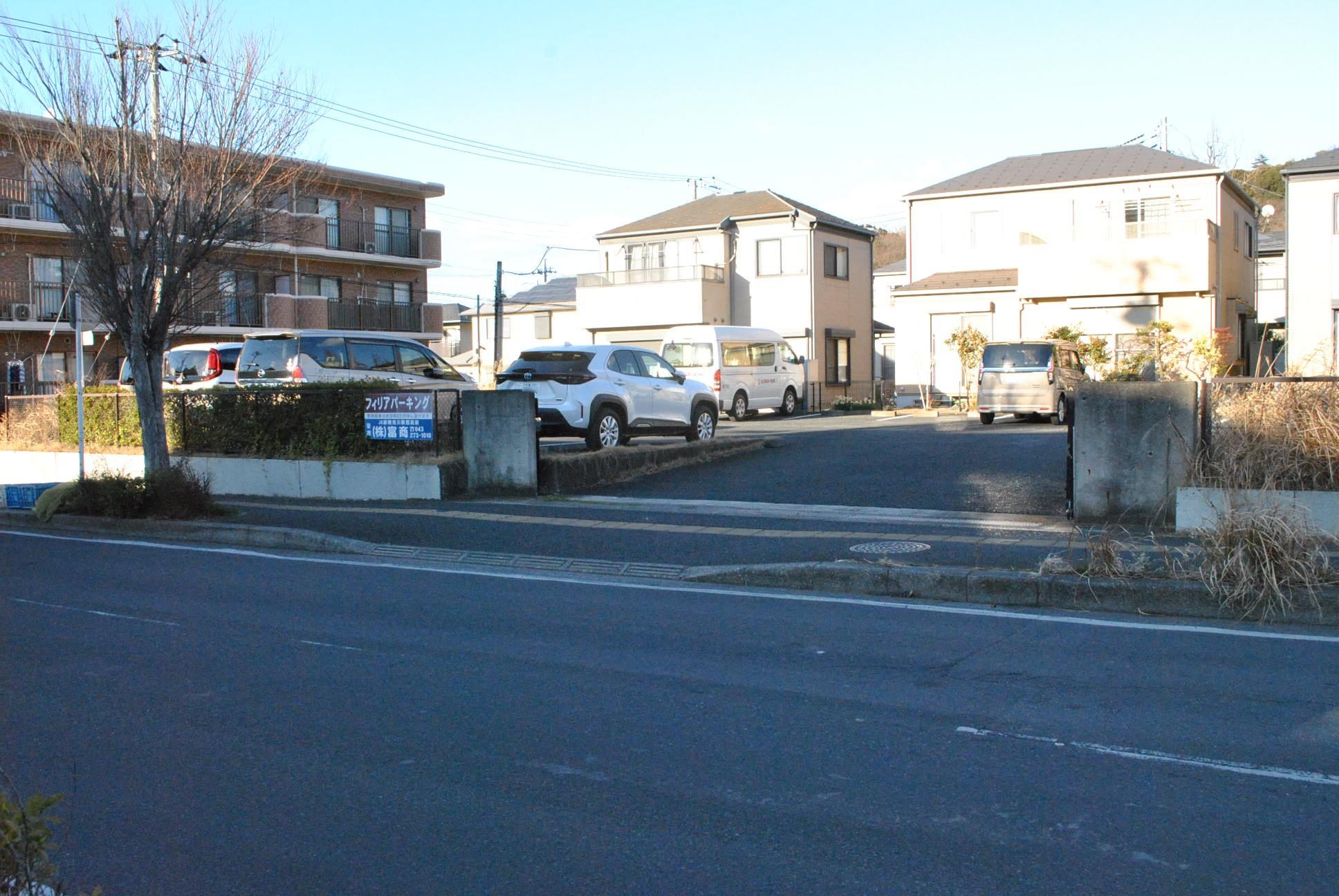 フィリアパーキングの外観・駐車場イメージ1枚目