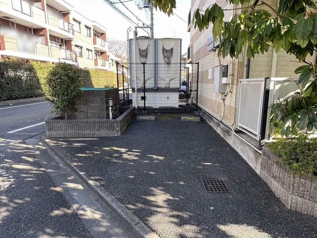 ＡｕｔｕｍｎⅢ(31626)の外観・駐車場イメージ1枚目