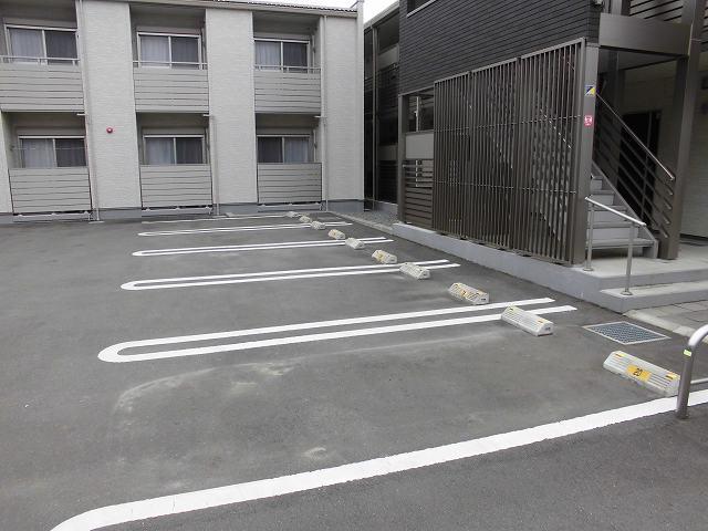 クレイノユーカリ　高見町(57611)の外観・駐車場イメージ1枚目