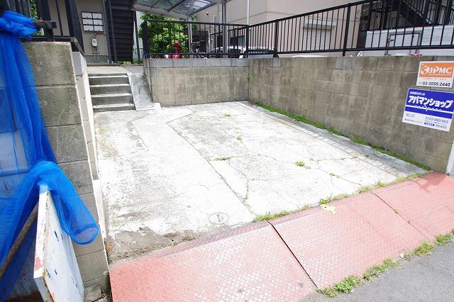 三信ハイツA・Bの外観・駐車場イメージ2枚目