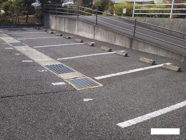 グランシャリオ(26008)　敷地外駐車場②の外観・駐車場イメージ1枚目