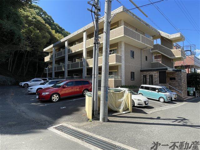 PDユーロスクエア敷地内駐車場の外観・駐車場イメージ2枚目