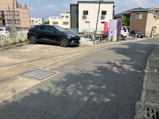 茶山4丁目駐車場の外観・駐車場イメージ3枚目