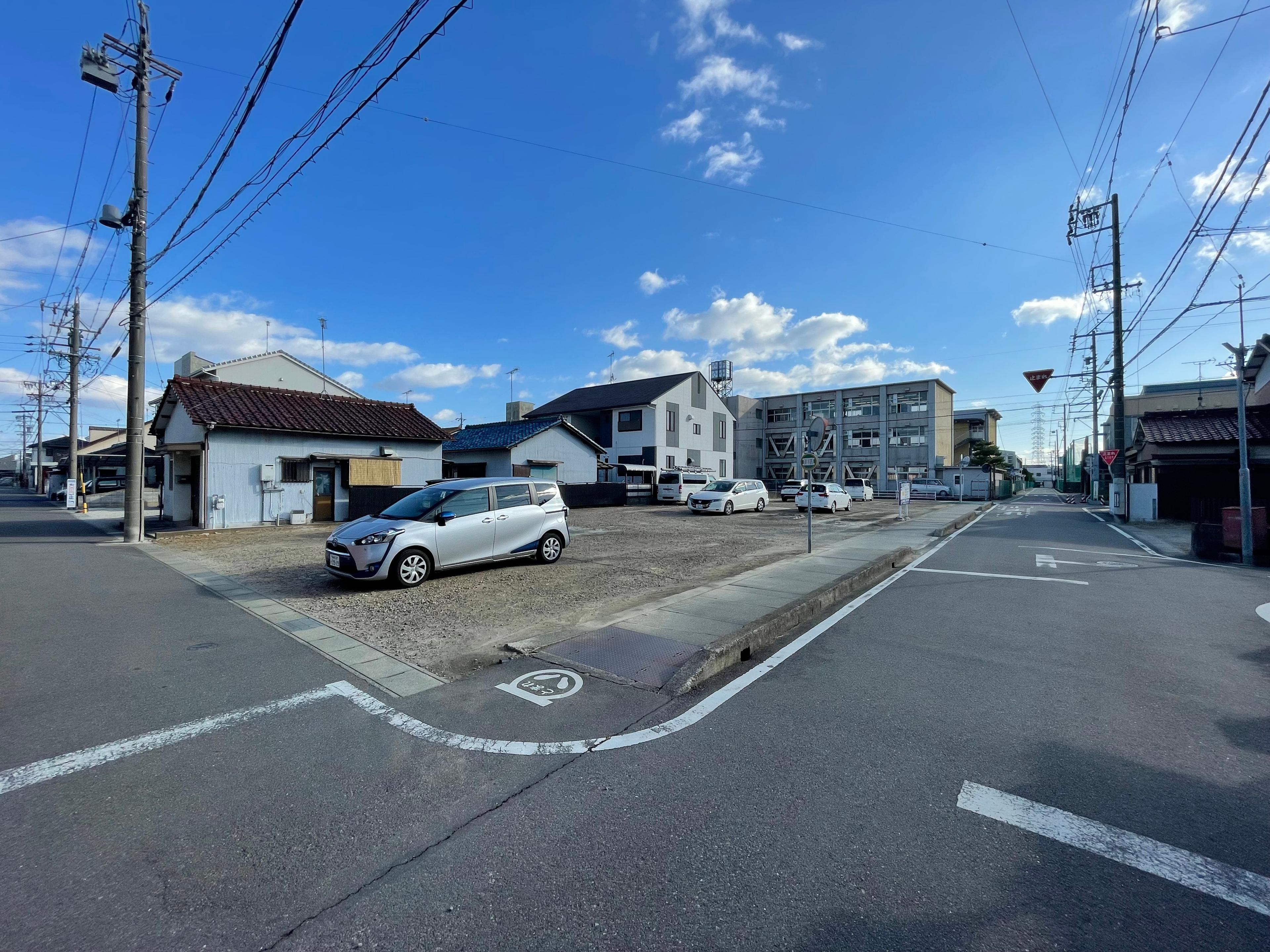 長瀬パーキングの外観・駐車場イメージ1枚目