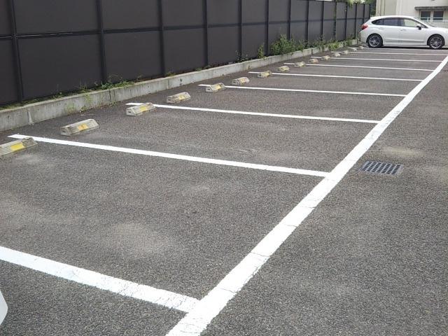 しおり(41340)の外観・駐車場イメージ1枚目
