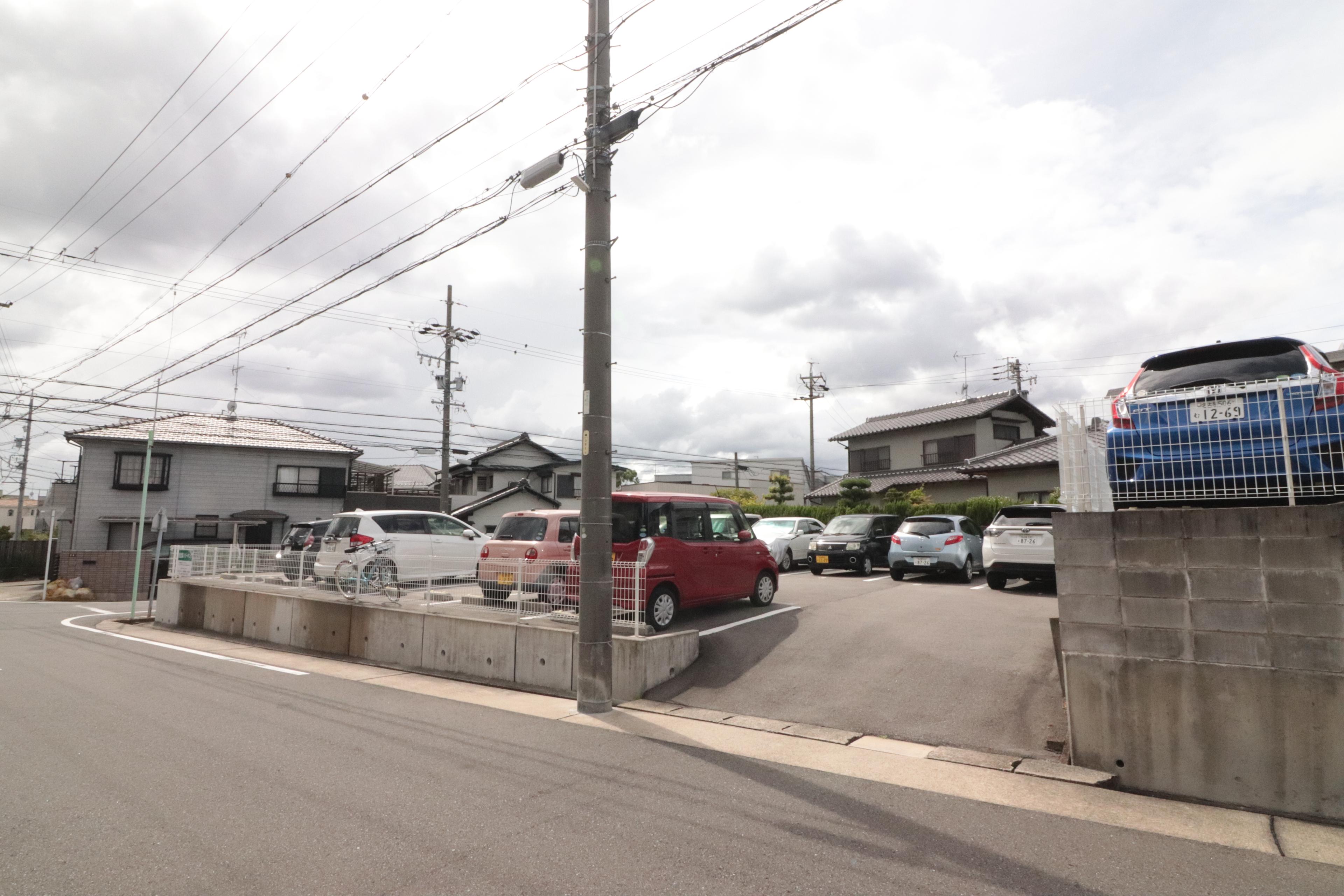 旭出第３パーキングの外観・駐車場イメージ1枚目