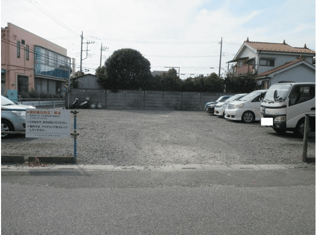 岡井第一駐車場の外観・駐車場イメージ1枚目