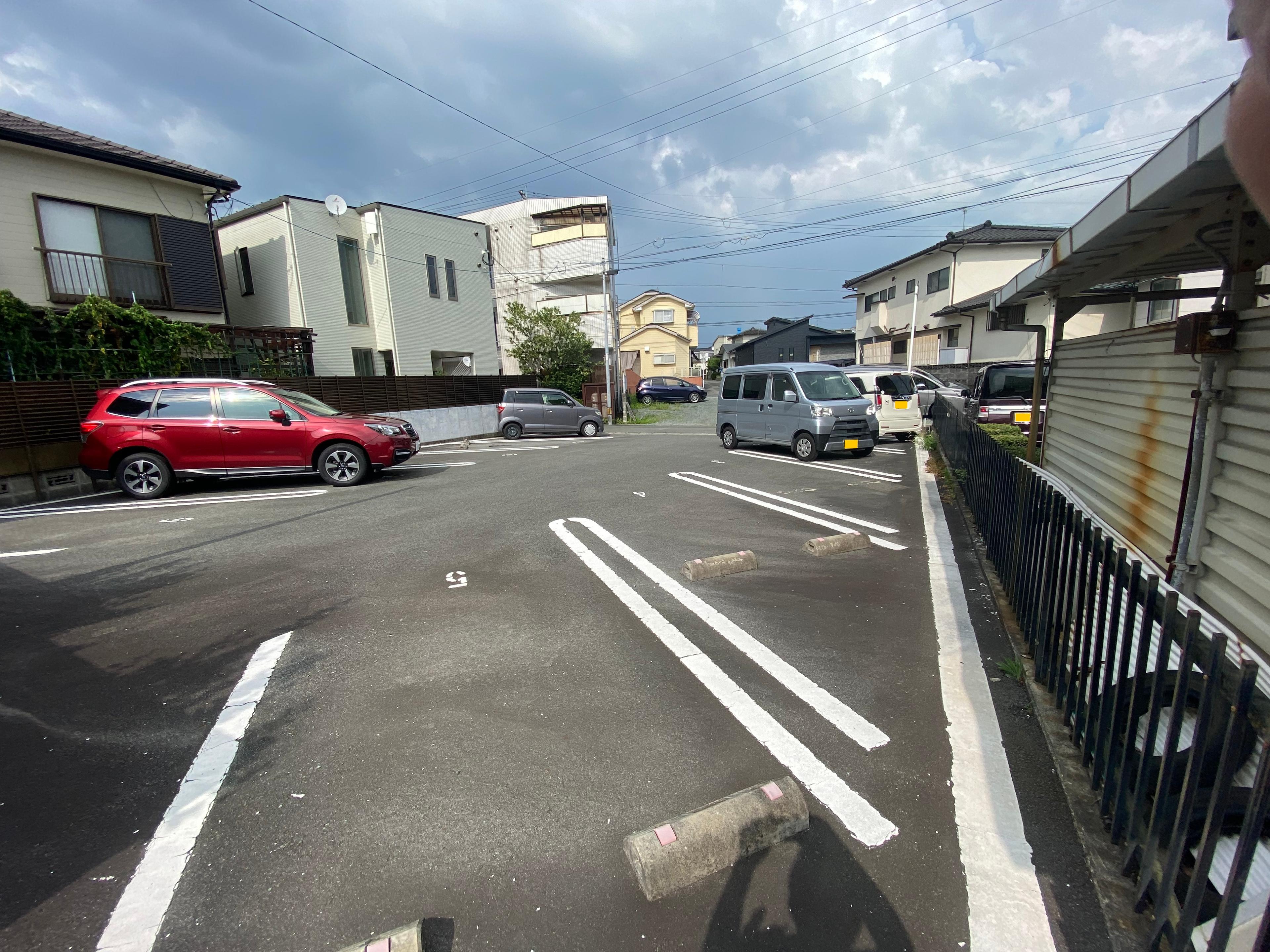 尾ノ上１丁目月極駐車場の外観・駐車場イメージ2枚目