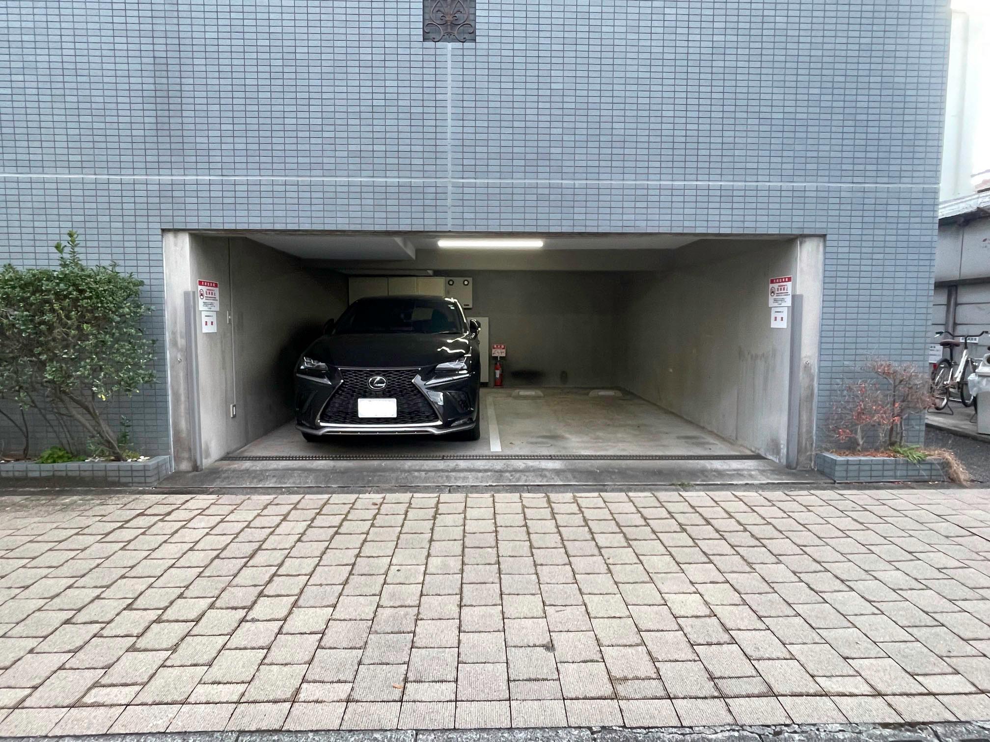 スカイコート学芸大学の外観・駐車場イメージ1枚目