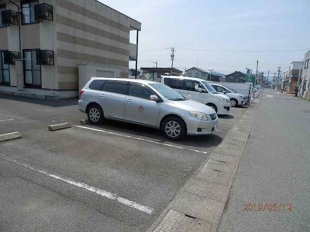 社(32094)の外観・駐車場イメージ2枚目