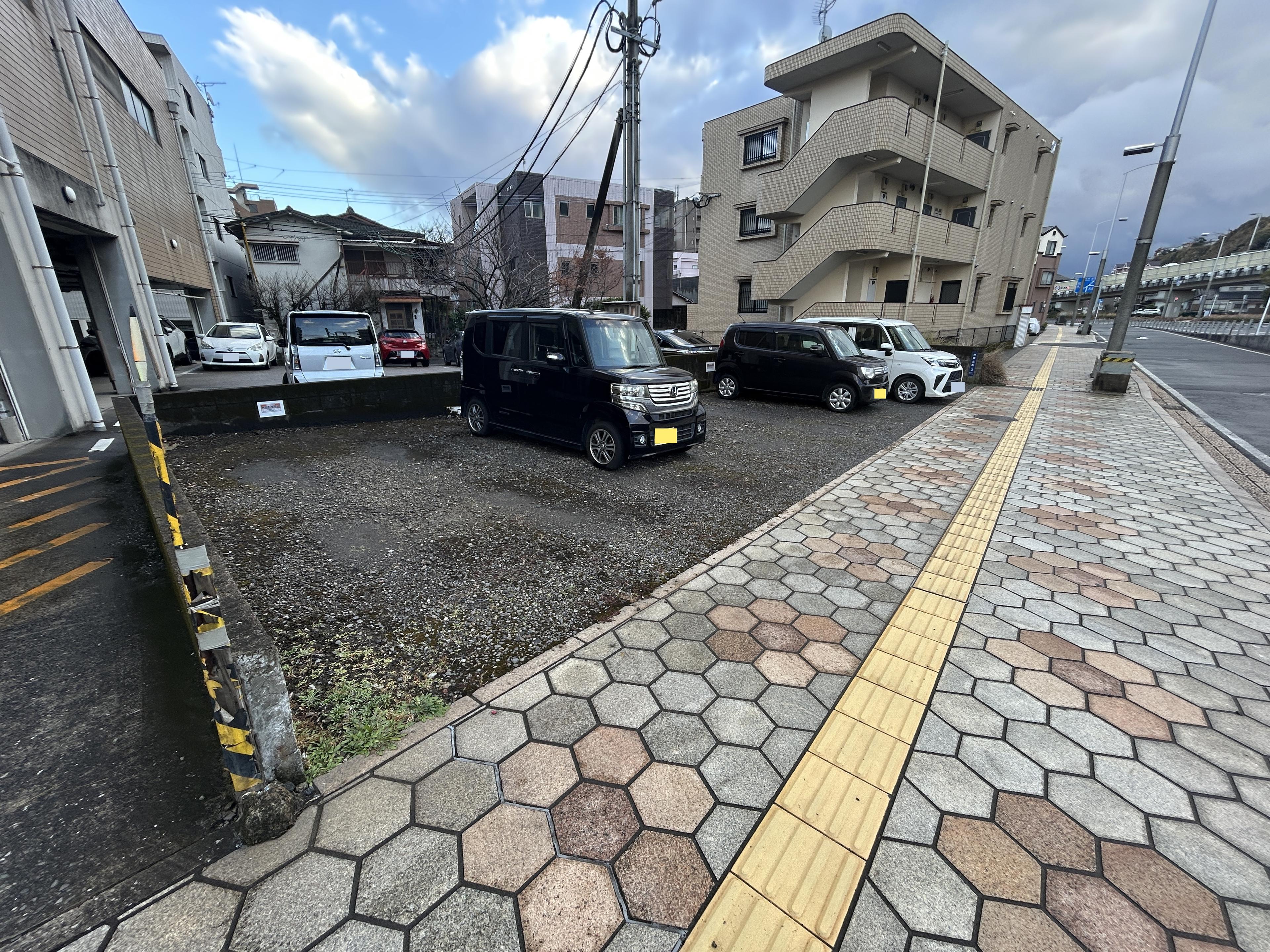 南郡元3番駐車場の外観・駐車場イメージ2枚目