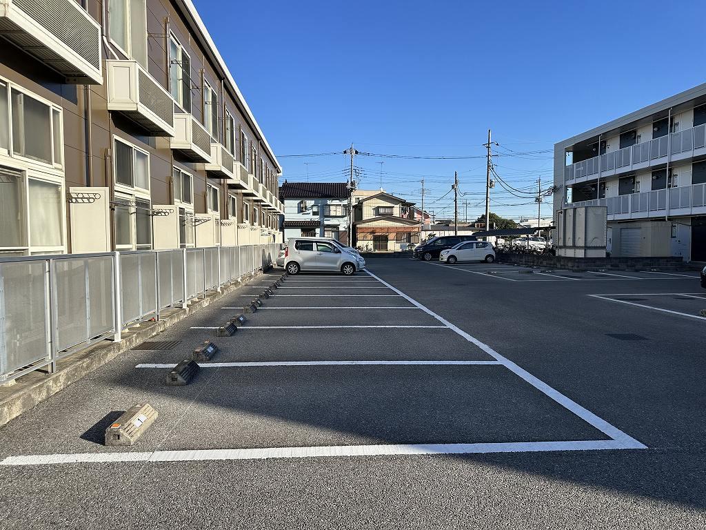 エトワール彩Ⅰ(24003)の外観・駐車場イメージ1枚目
