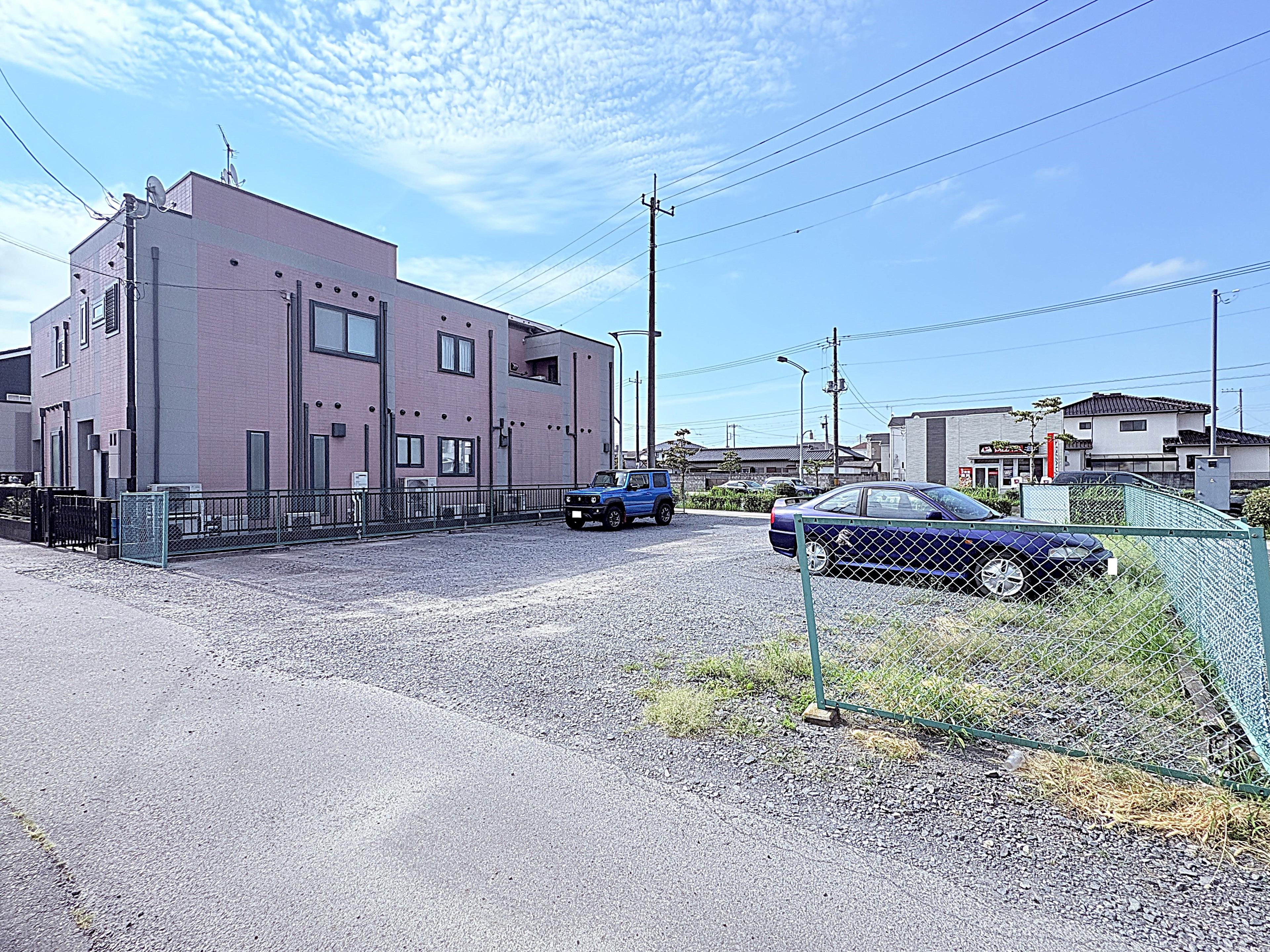 梁田駐車場の外観・駐車場イメージ2枚目