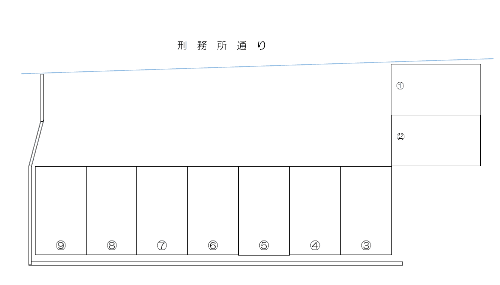 井島ガレージの駐車配置図